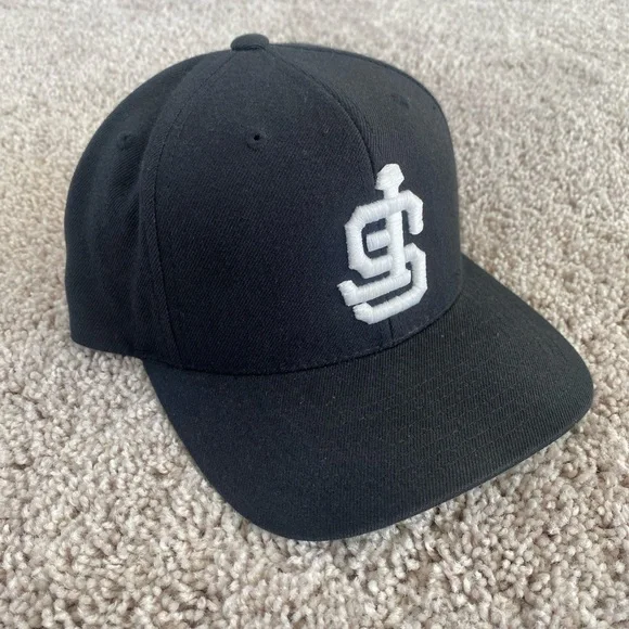 NEW San Francisco Giants SnapBack Hat - Picture 2 of 6